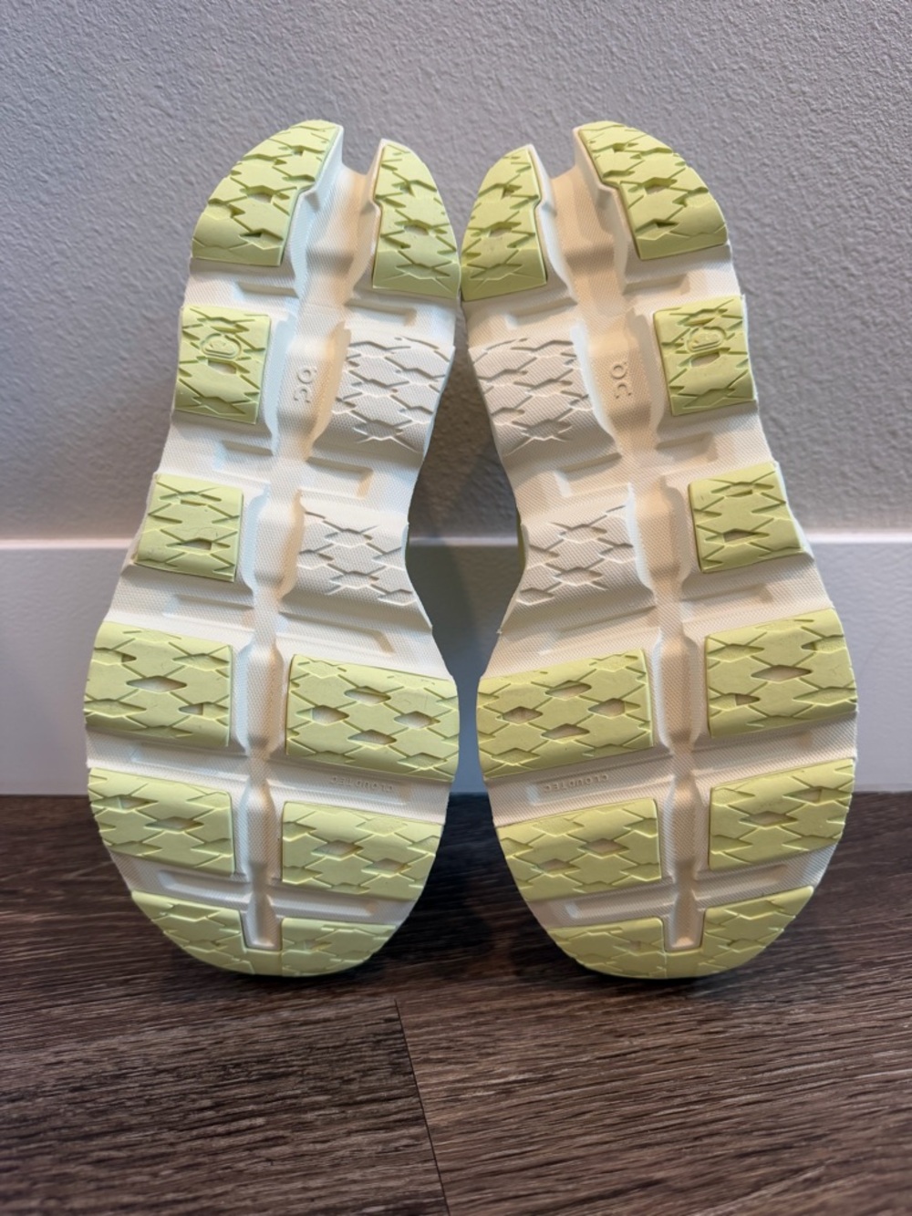 On Cloudmonster 3 Running Shoes - Picture 8 of 11